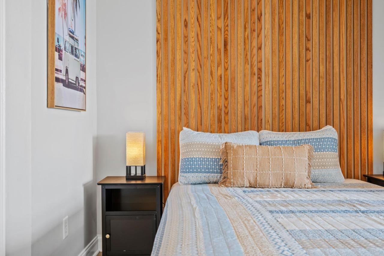 ☆Live On The Water! Lake Palmetto Palm W/ Patio - 10Min To Downtown & Beaches☆ Charleston Ngoại thất bức ảnh