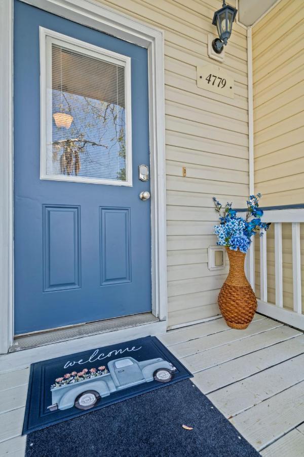 ☆Live On The Water! Lake Palmetto Palm W/ Patio - 10Min To Downtown & Beaches☆ Charleston Ngoại thất bức ảnh