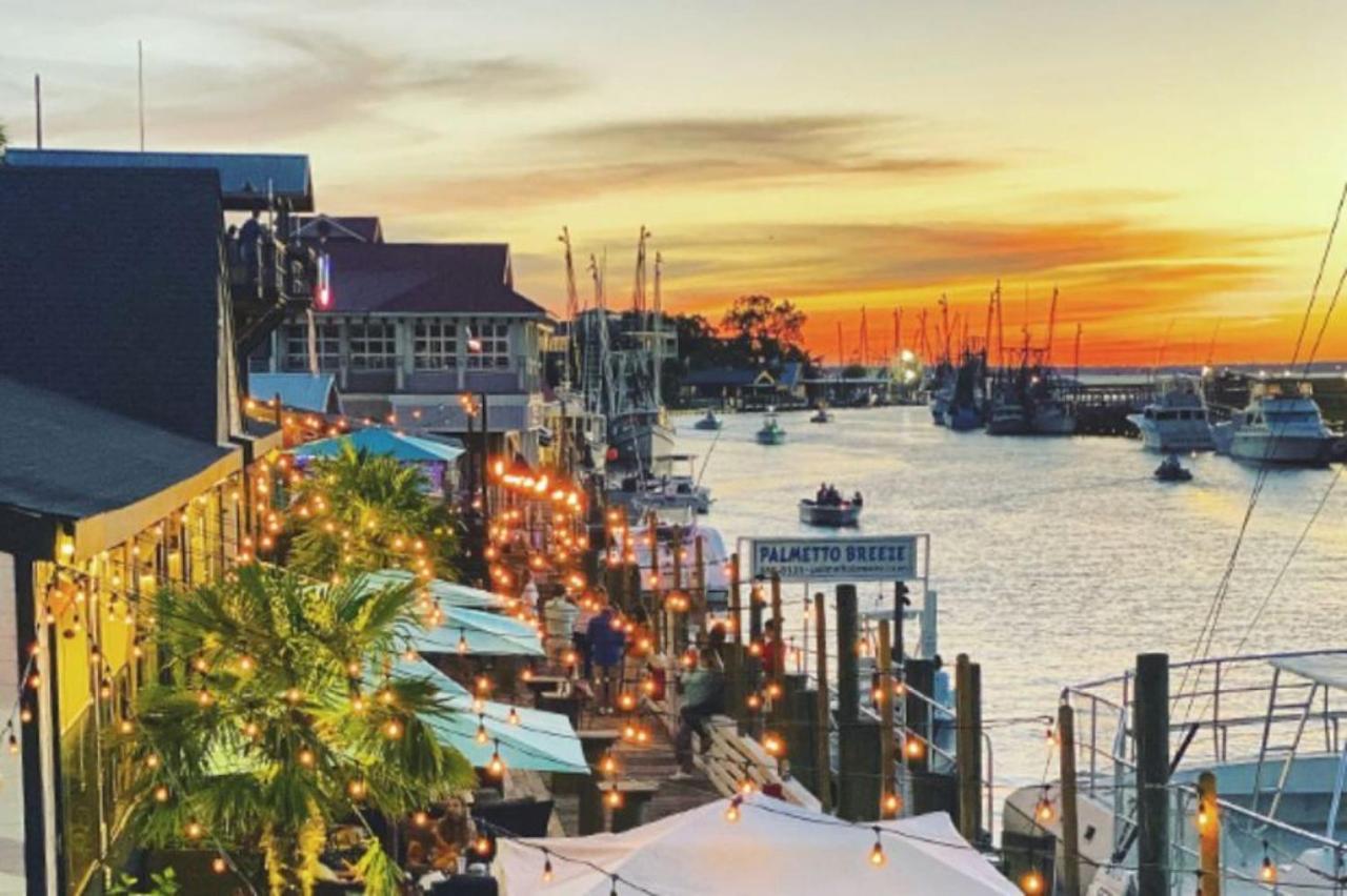 ☆Live On The Water! Lake Palmetto Palm W/ Patio - 10Min To Downtown & Beaches☆ Charleston Ngoại thất bức ảnh